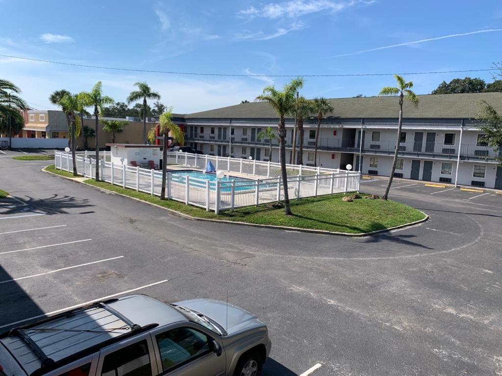 La Casa Inn New Port Richey Gulf Beach Us-19 Exterior foto